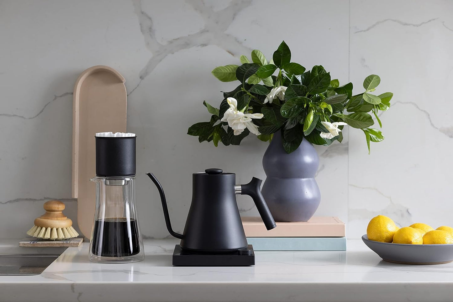 Stagg EKG Electric Gooseneck Kettle - Pour-Over Coffee and Tea Kettle - Stainless Steel Kettle Water Boiler - Quick Heating Electric Kettles for Boiling Water - Matte Black